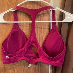 lululemon athletica Women's Berry Sports Bra